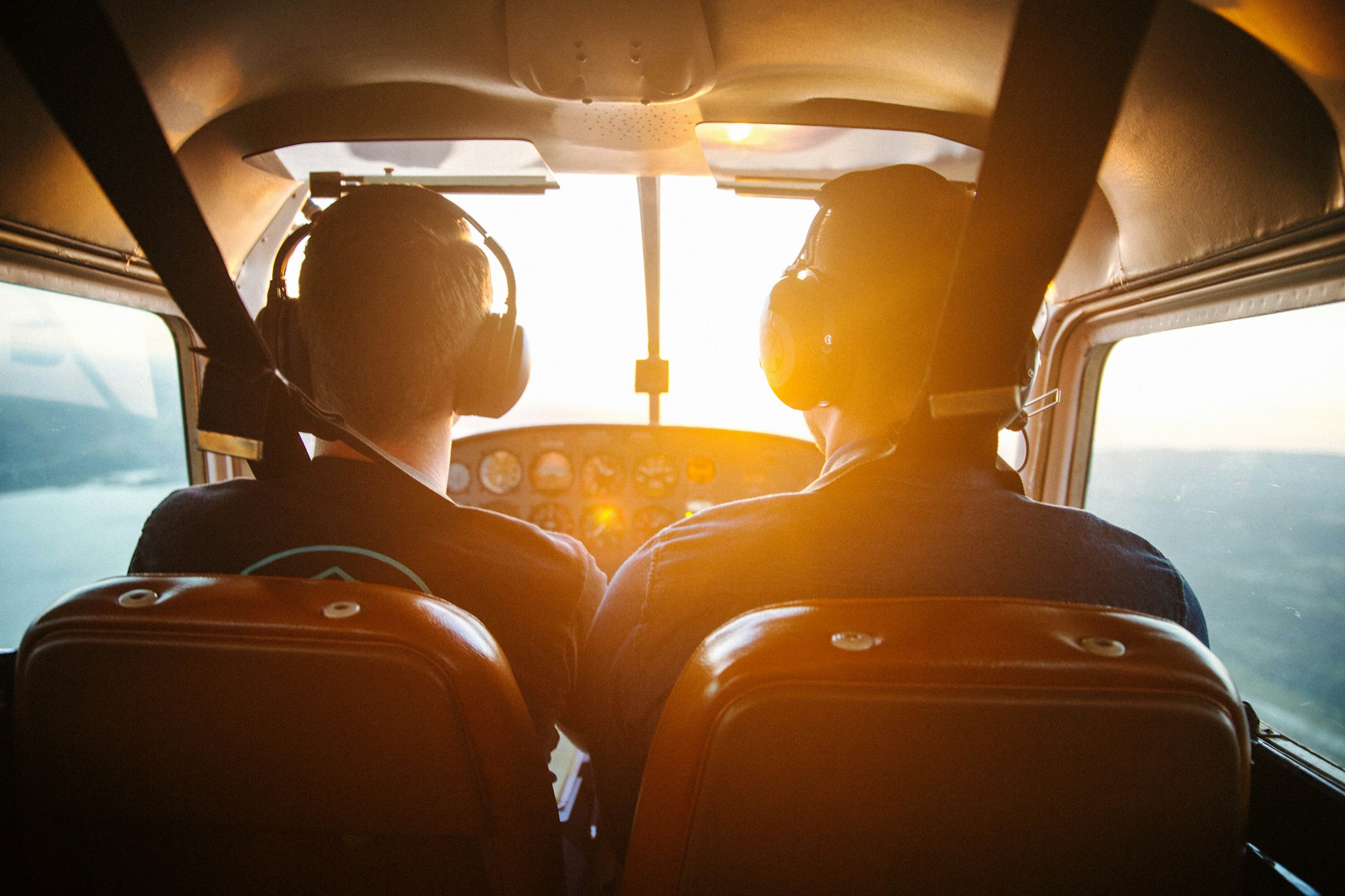 Is Winter a Bad Time to Start Flying Lessons in the UK?
